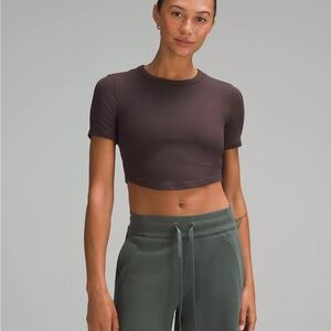 Lululemon Wundermost Ultra-Soft Nulu Crewneck Cropped T-Shirt Espresso